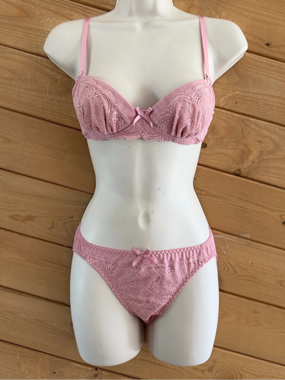 NEW Tutu Anna Baby Pink Floral Embroidery Cute Bra (B75 34B) Panty (M) Set Lot